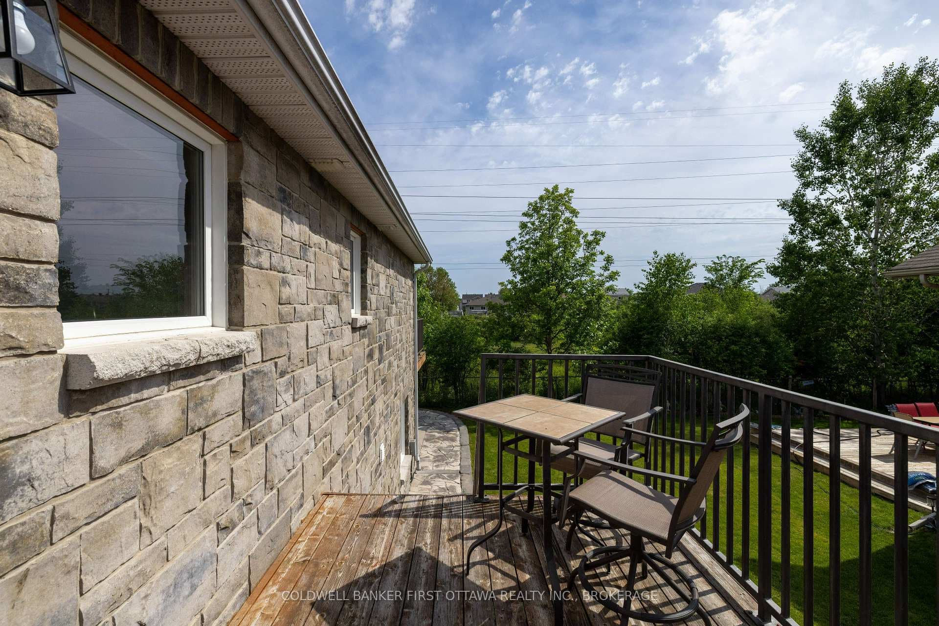 1346 Sierra Avenue photo 46