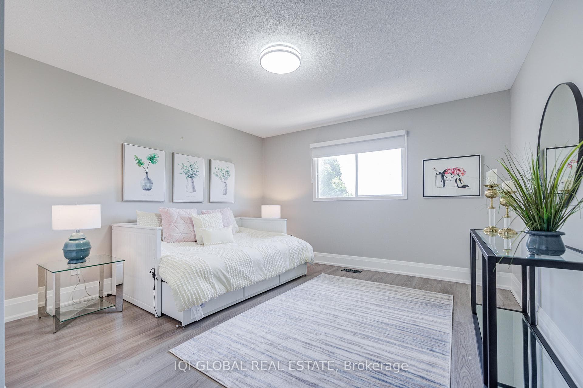 235 Belview Avenue photo 32
