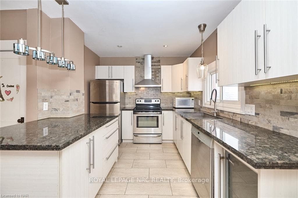 6414 Ker Street photo 10