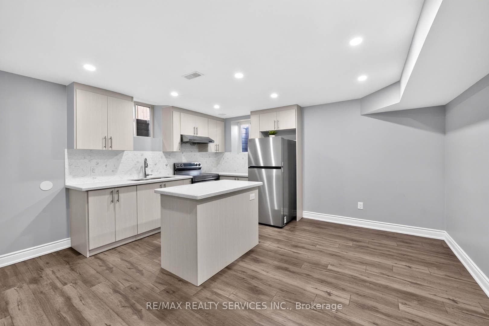 1 Dolbyhill Drive photo 34