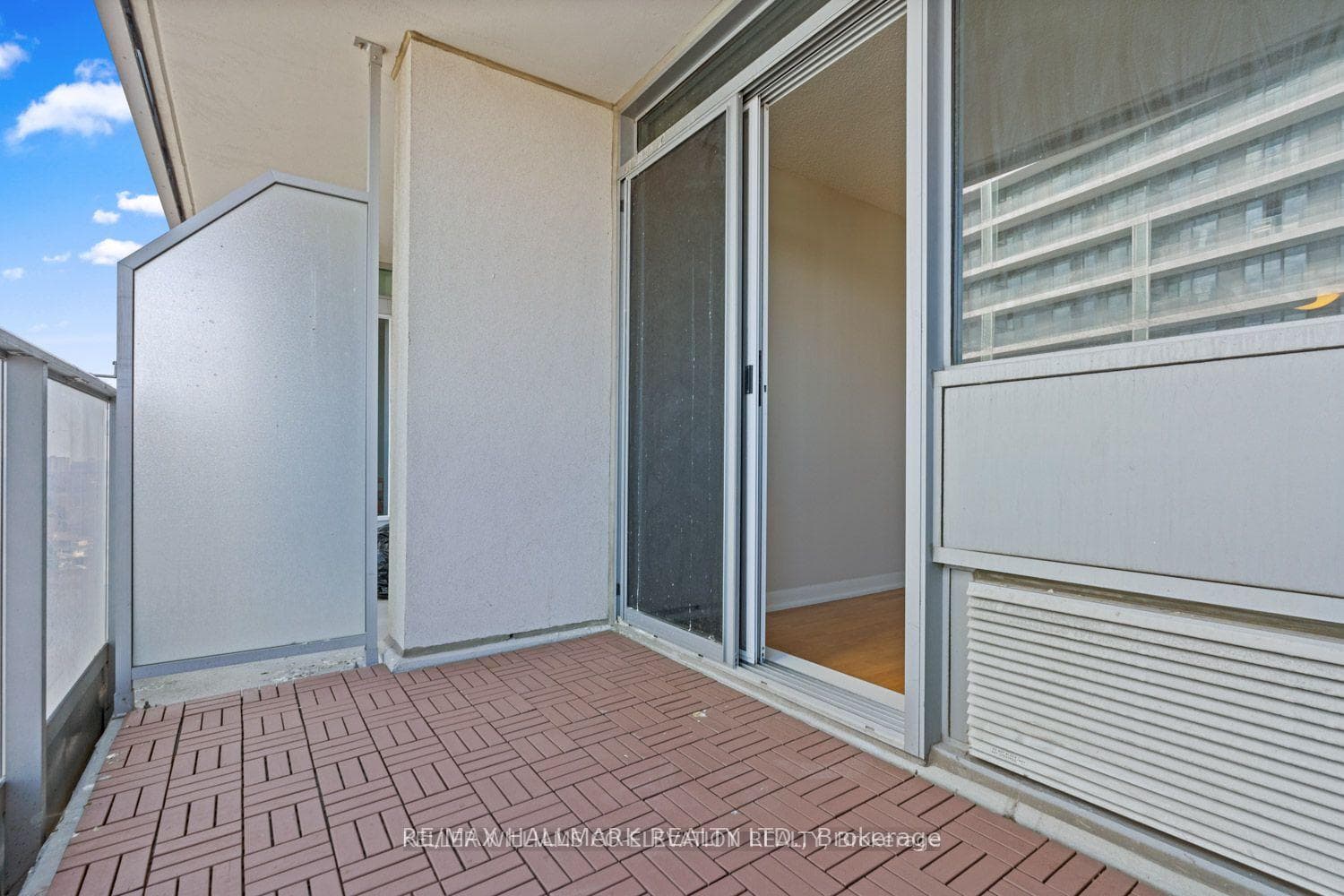 5793 Yonge Street Unit 1610 photo 17