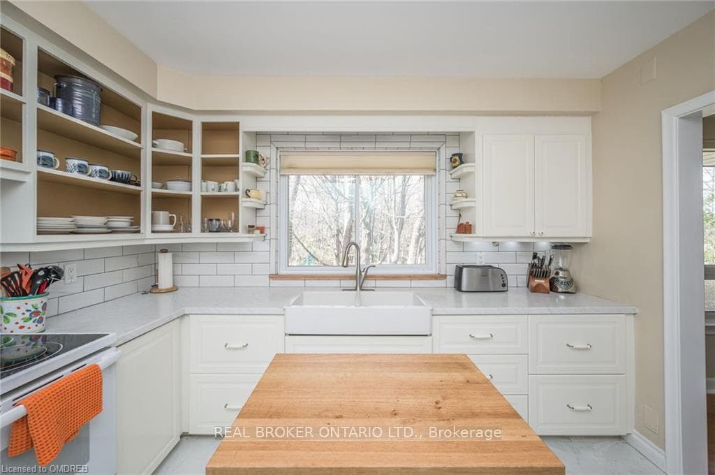 56 Bertram Drive photo 11