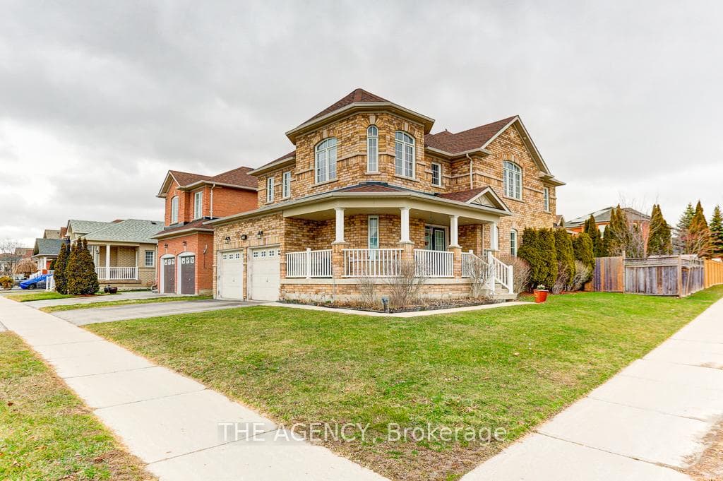 3241 Country Lane photo 2