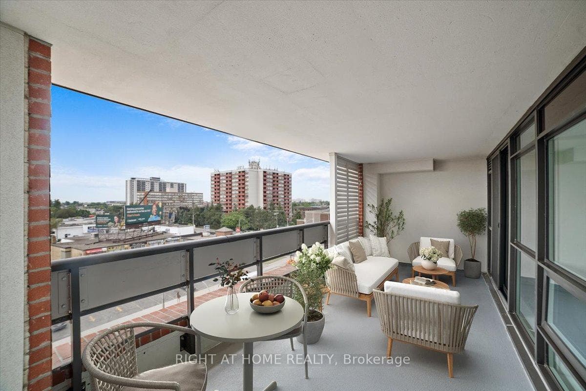 830 Lawrence Avenue Unit 537 photo 5