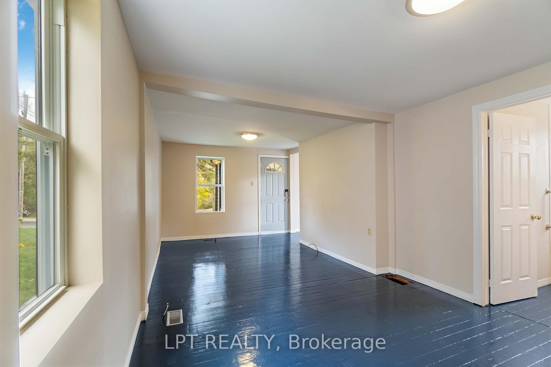 222 Bartholomew Street photo 18
