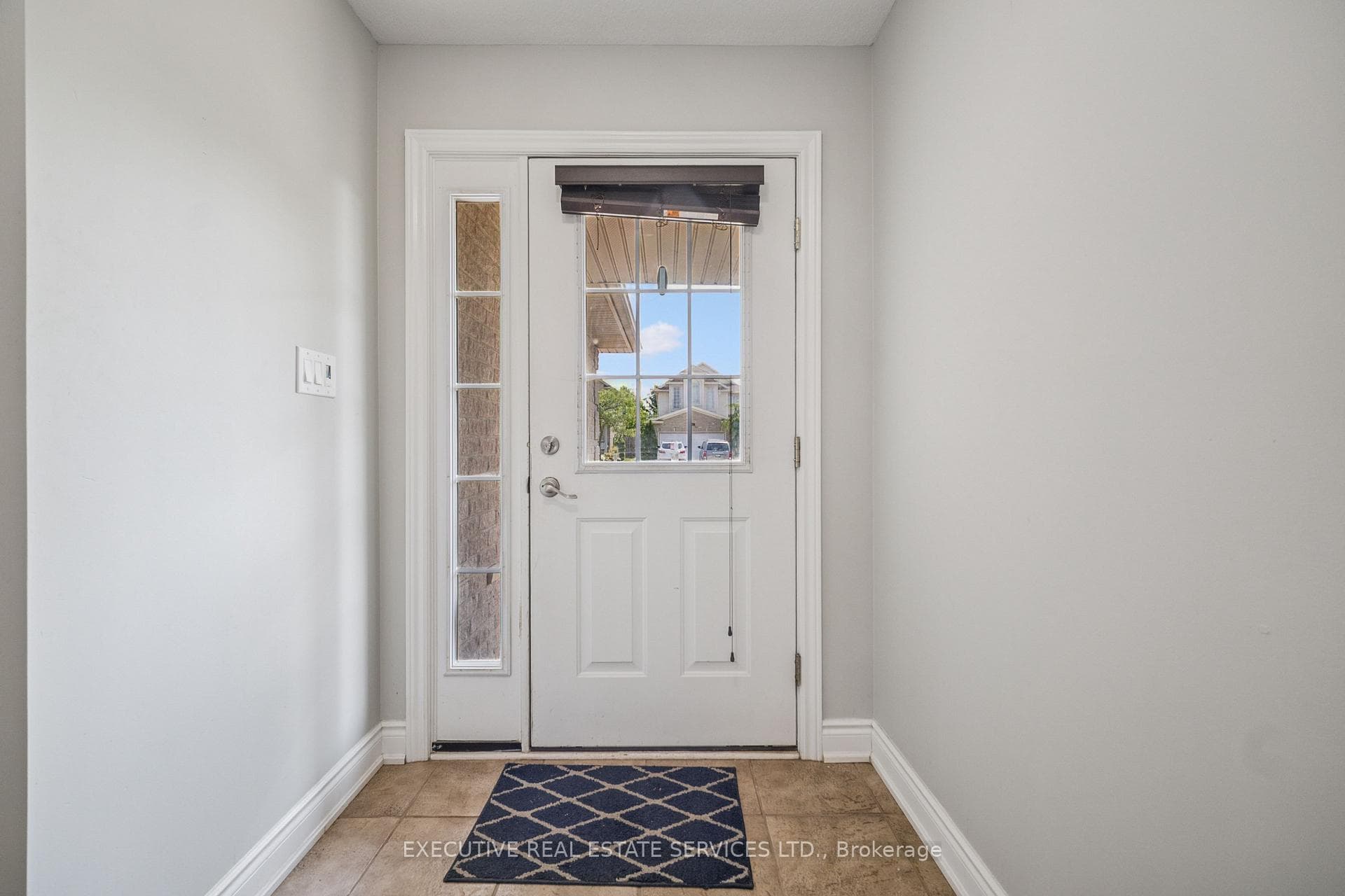 3264 Meadowgate Boulevard photo 9