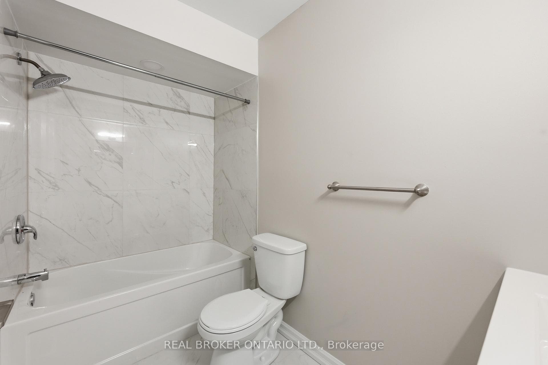 42 Terrace Avenue photo 13