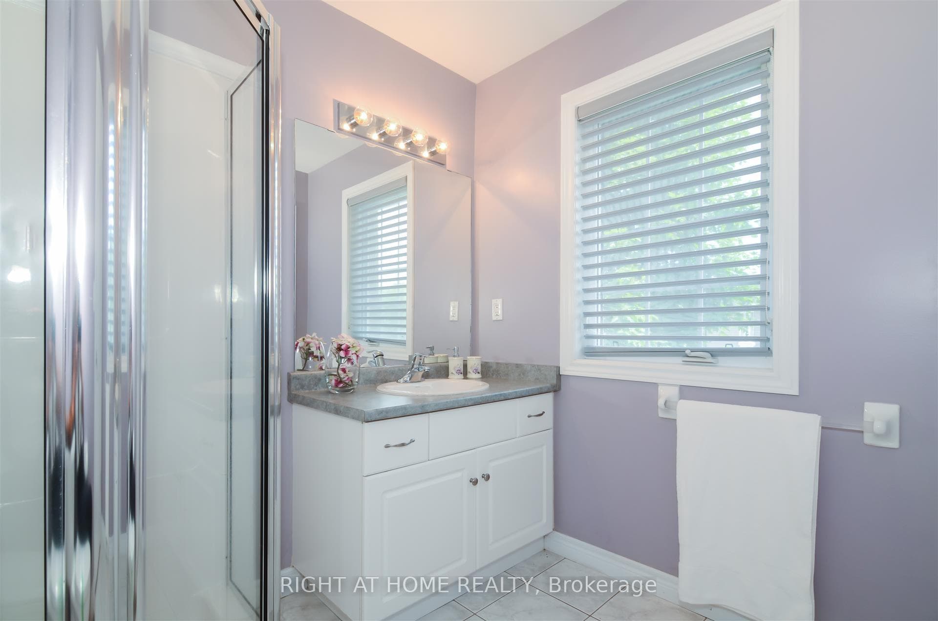 60 Cloverleaf Drive Unit 21 photo 13
