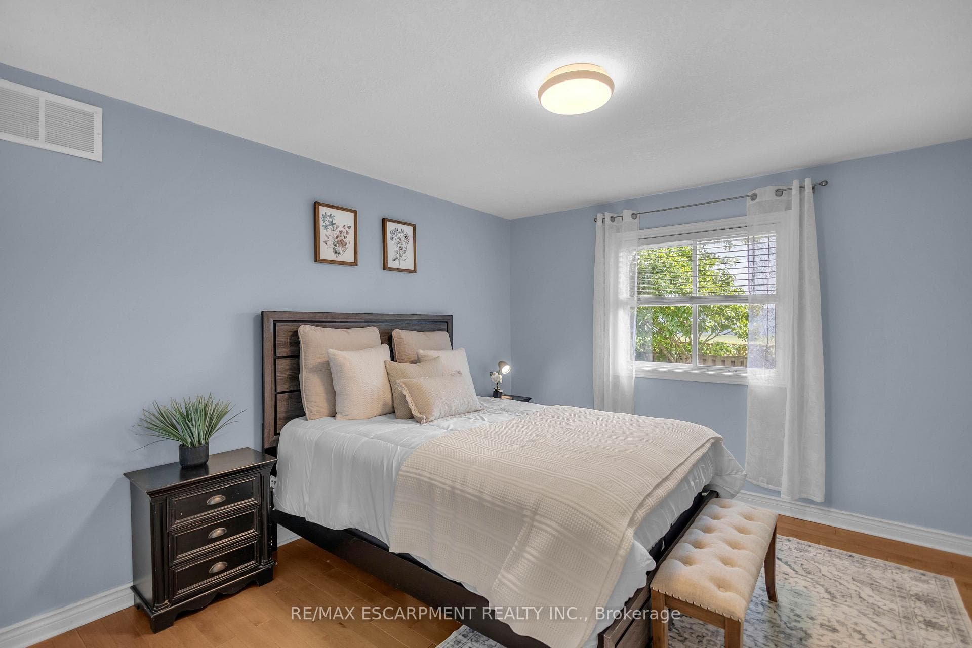 65 Thistlemoor Drive photo 23