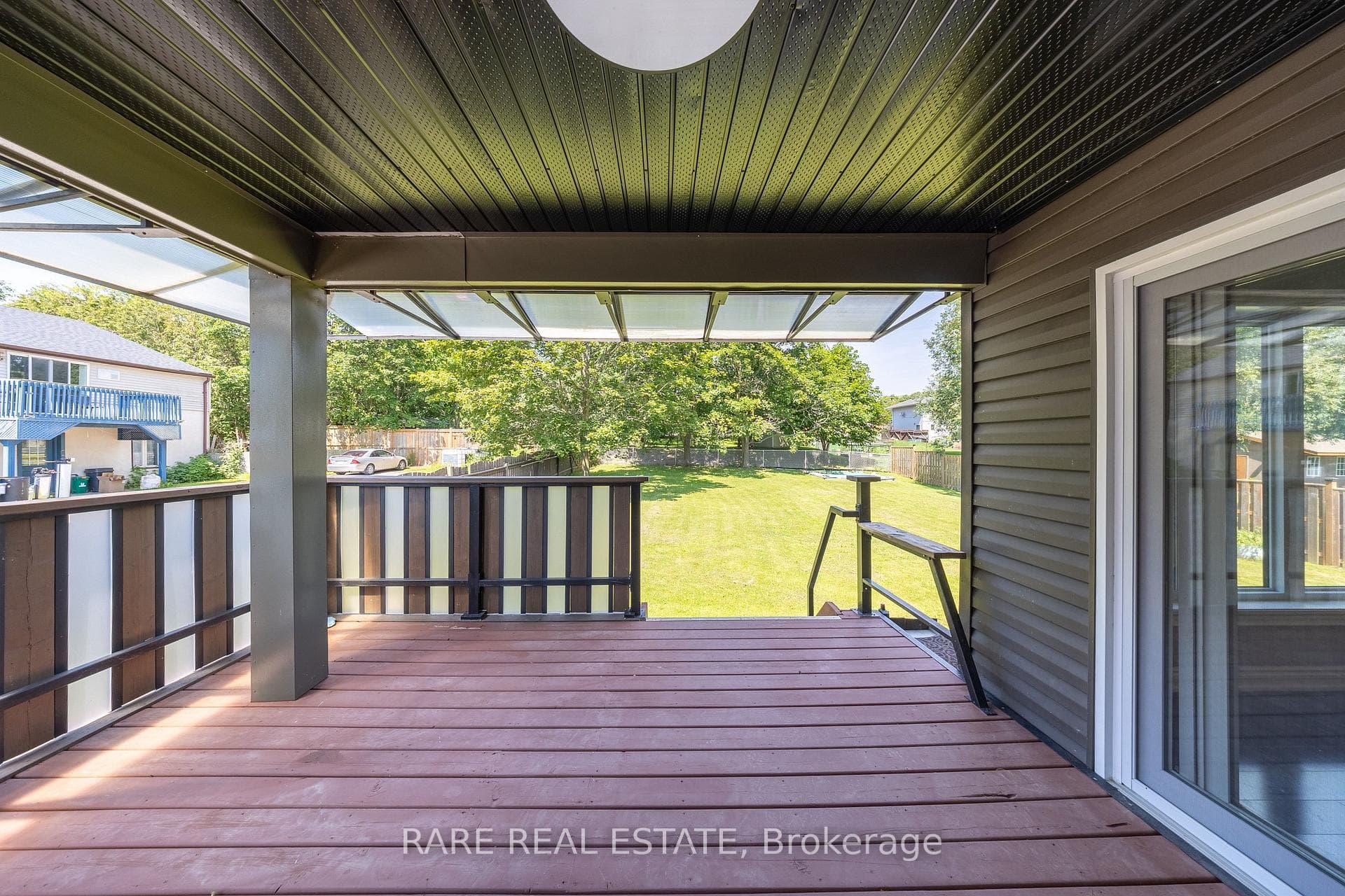 Deck (walkout from Dining Area)