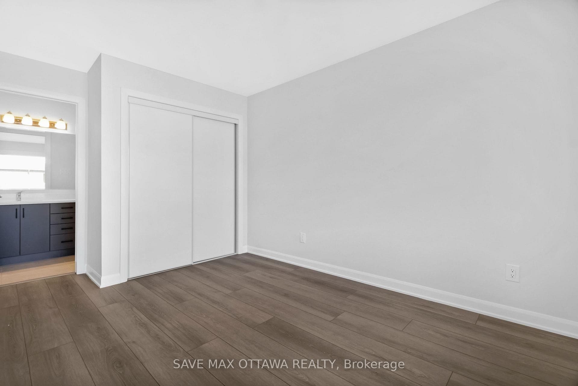 701 Glenroy Gilbert Drive Unit 07 photo 10