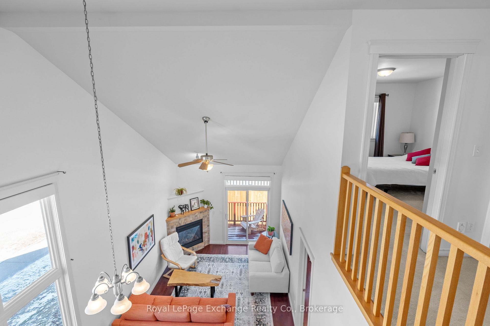 433 QUEEN Street Unit 1 photo 12