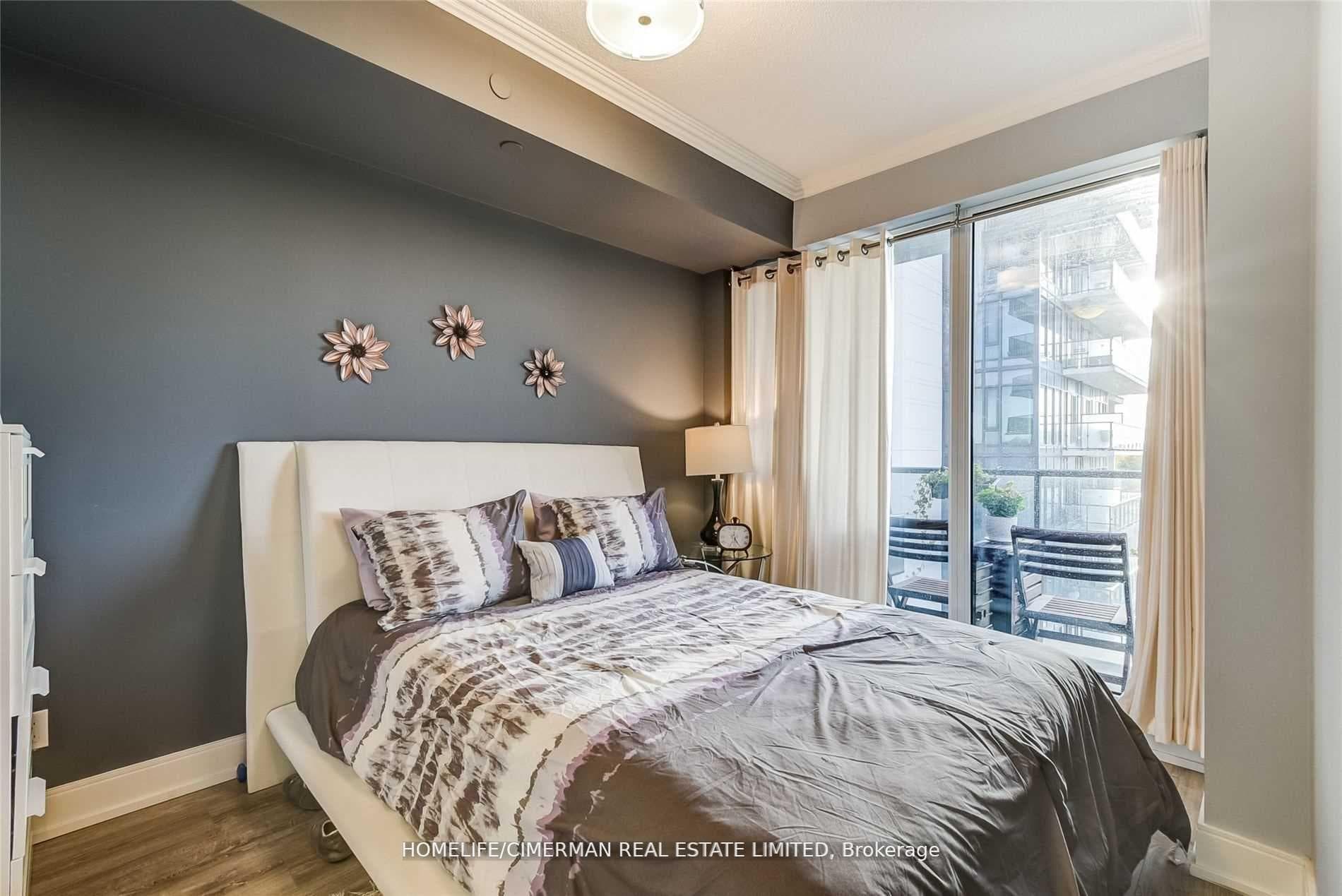9600 Yonge Street Unit 706B photo 12