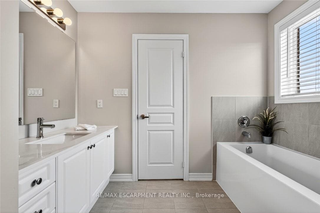 225 Skinner Road photo 26
