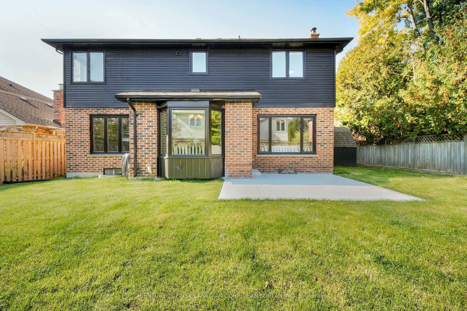 6 Grasmere Crescent photo 36