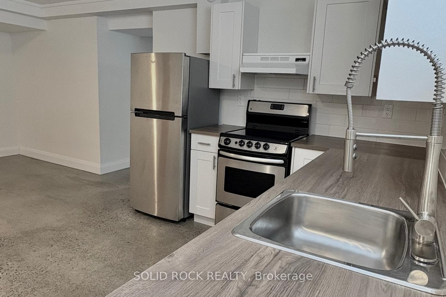 228 Glynn Avenue Unit B photo 5