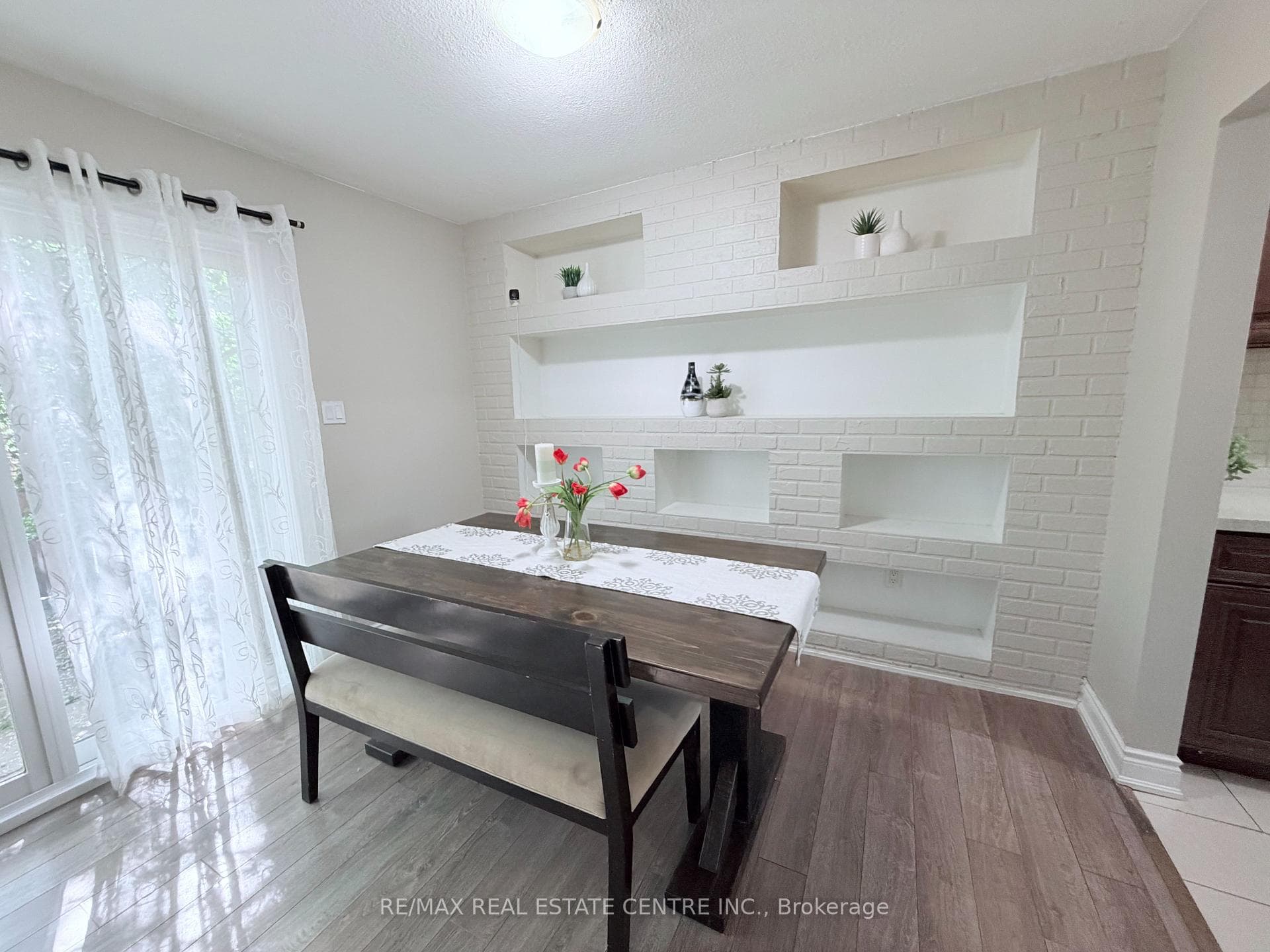 2755 Windwood Drive Unit 17 photo 12