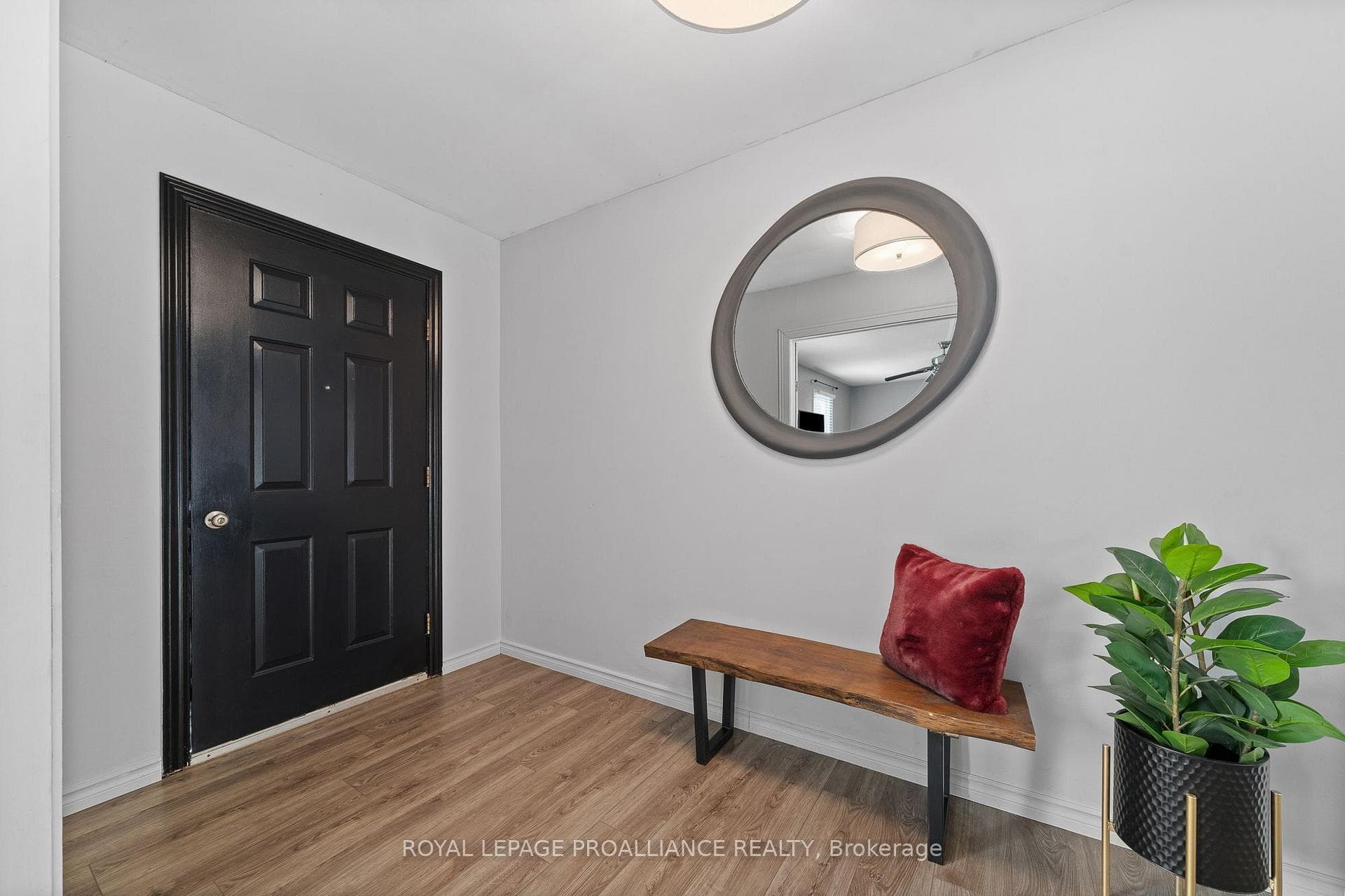 43 Pine Grove Road photo 4