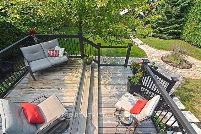 504 Stewart Street photo 28