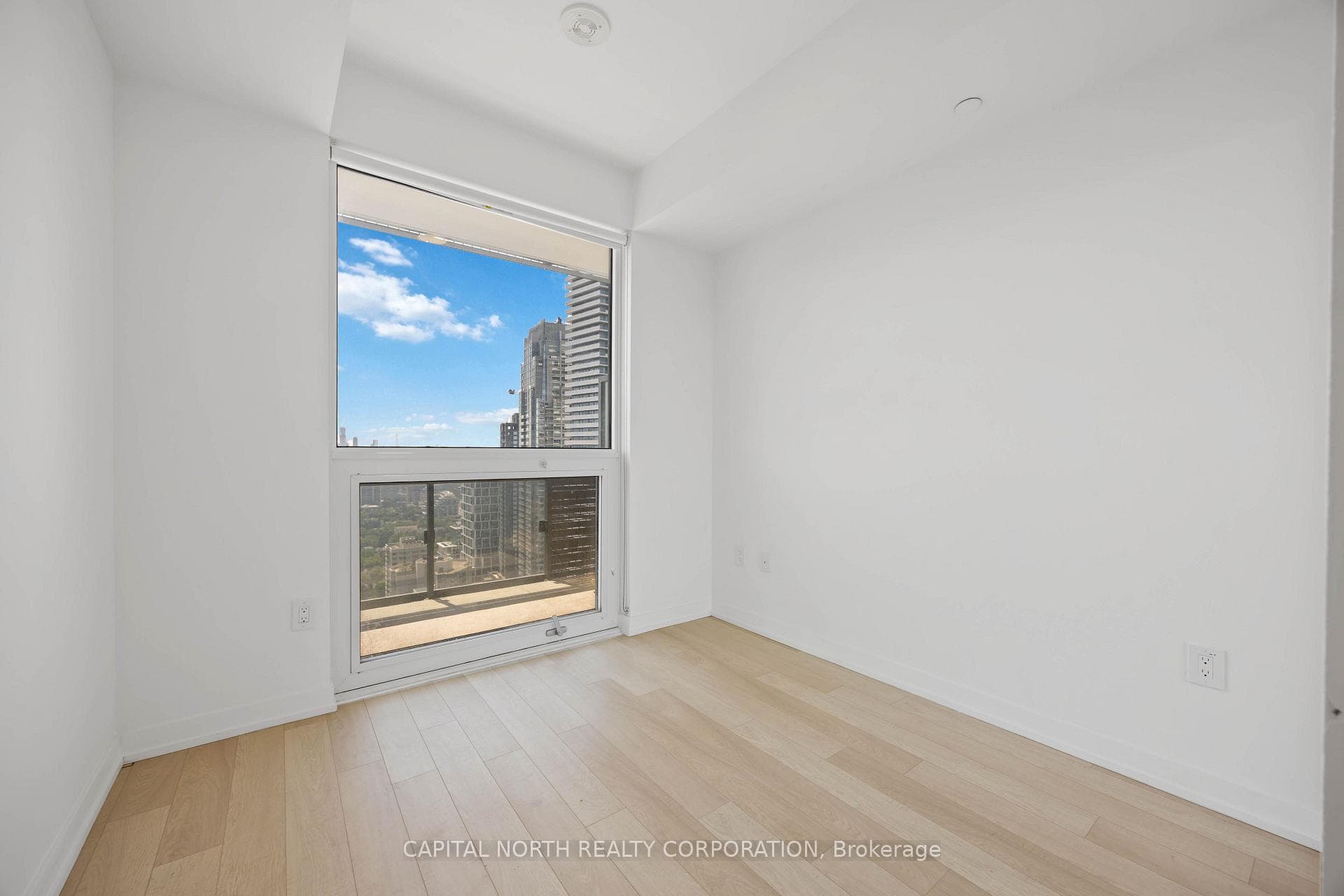39 Roehampton Avenue Unit 3103 photo 23