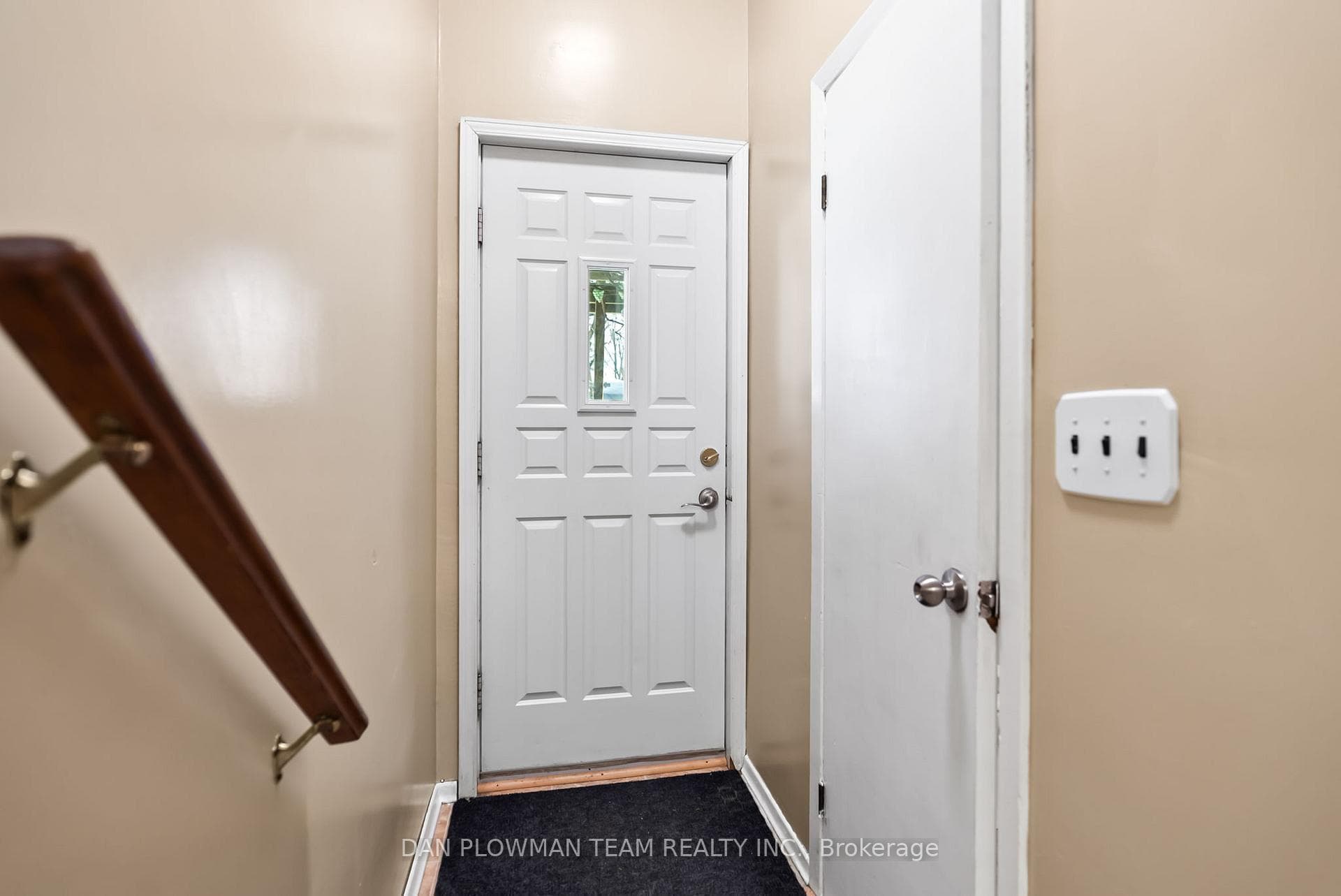 101 Russett Avenue photo 24