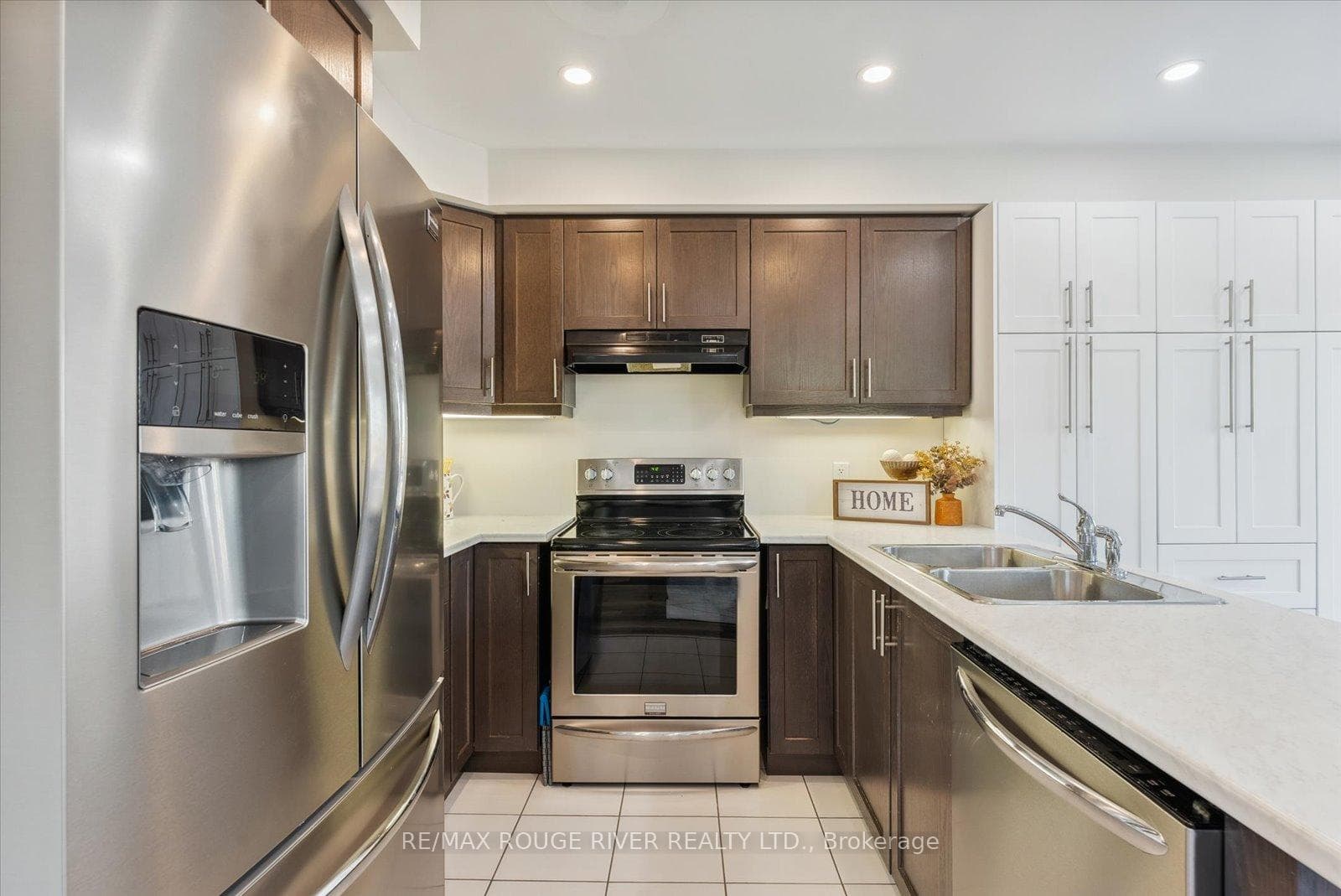 74 Artania Street photo 8