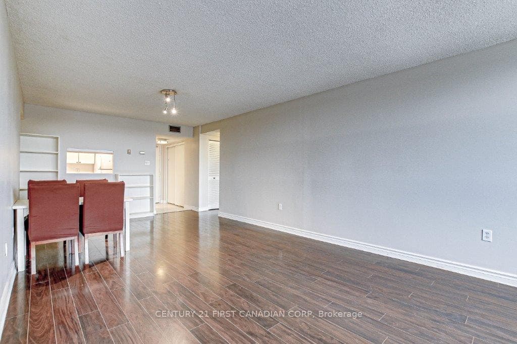 1510 Richmond Street Unit 607 photo 10