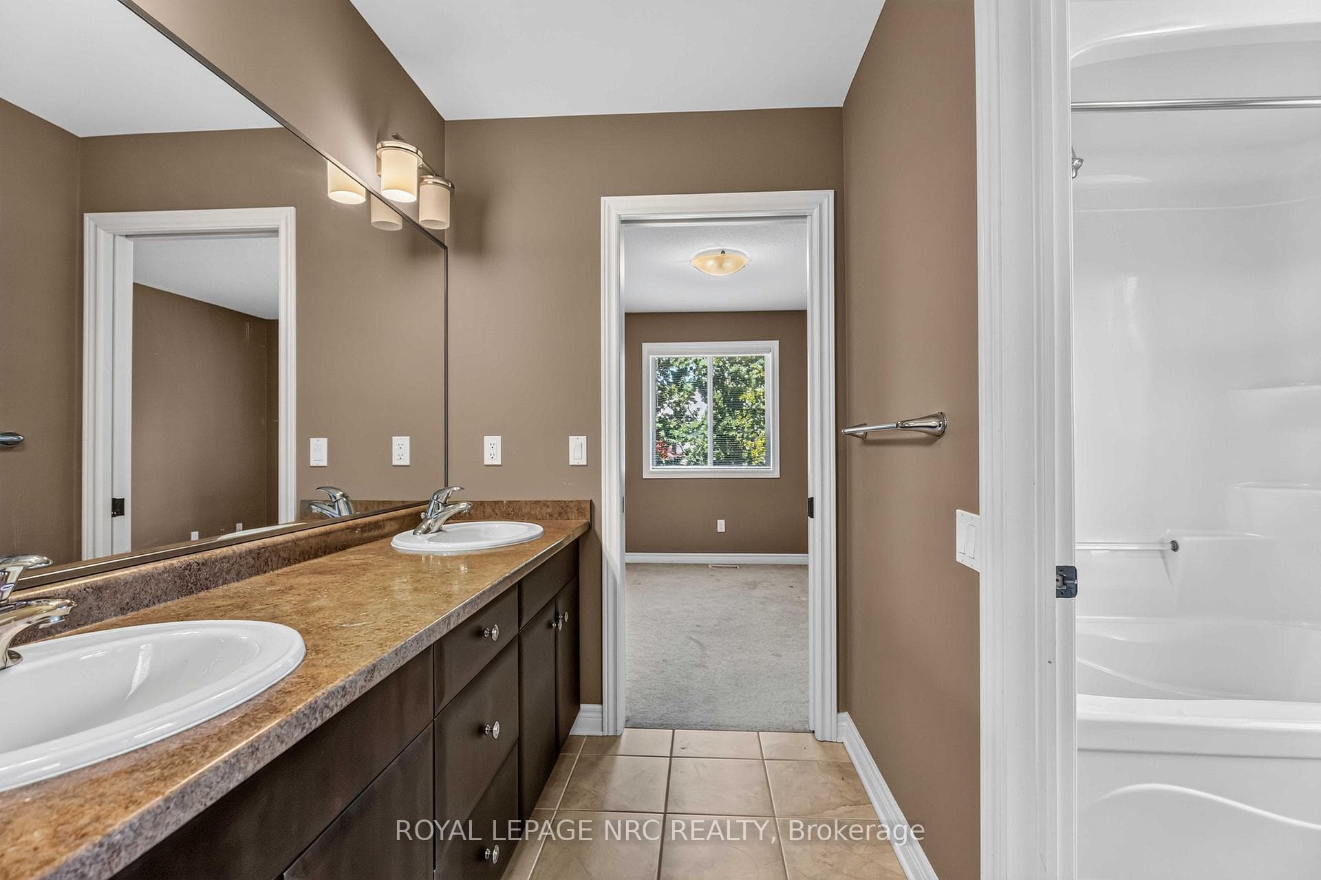 378 Pelham Road photo 38