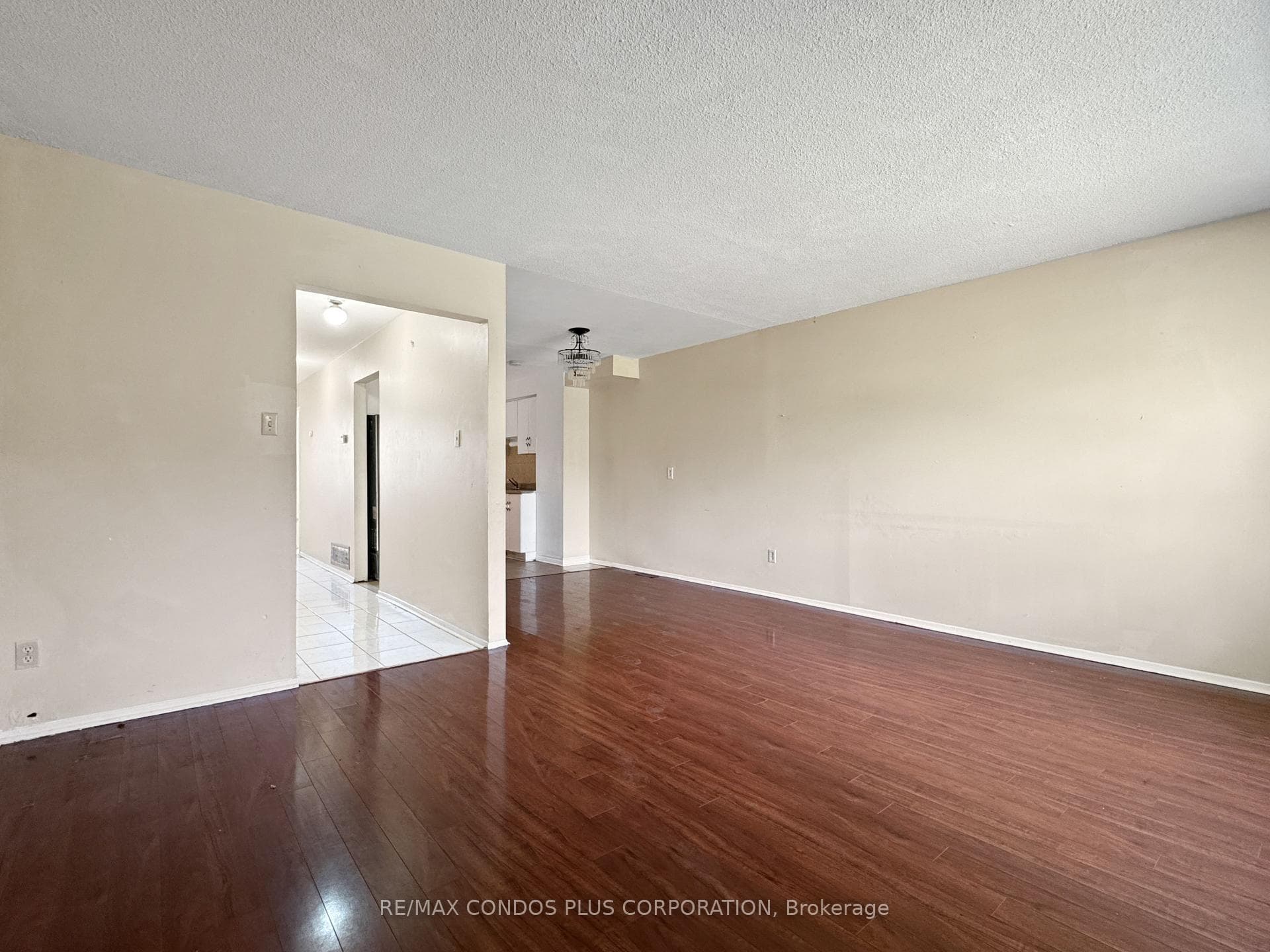 68 Burkwood Crescent photo 6