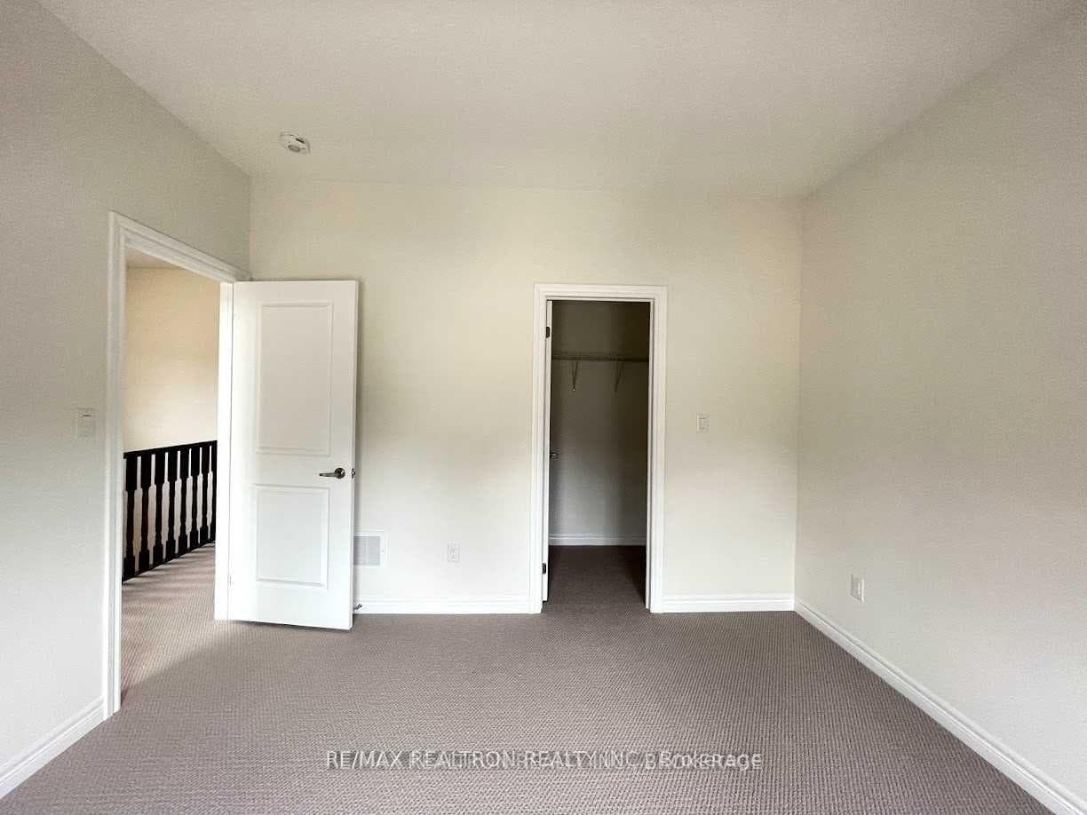 27 Bawden Drive photo 14