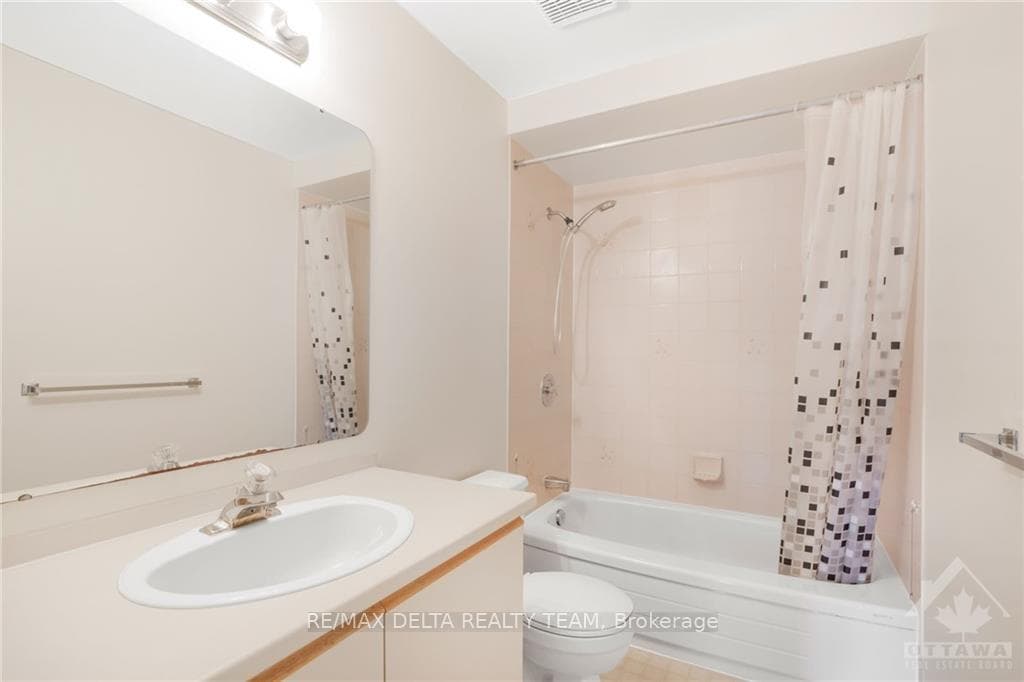 1799 SUMMERFIELDS Crescent photo 17