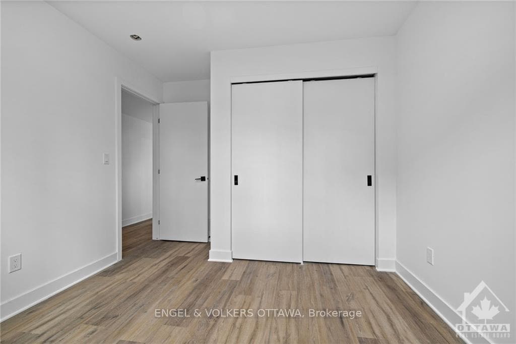 1260 MARENGER Street Unit H photo 21
