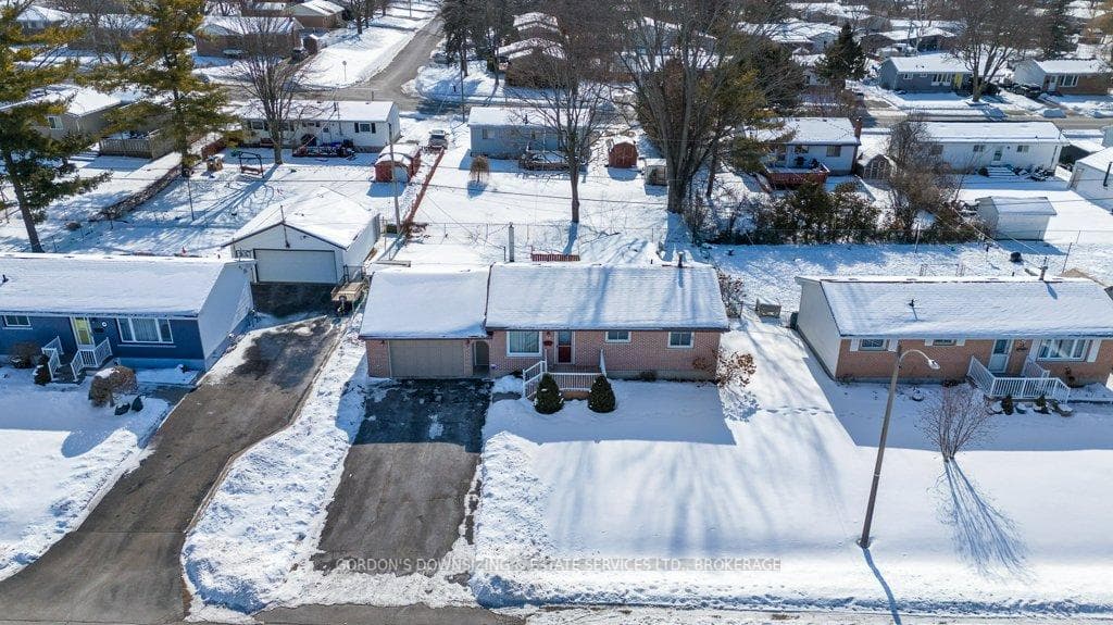 34 Asbury Road photo 3