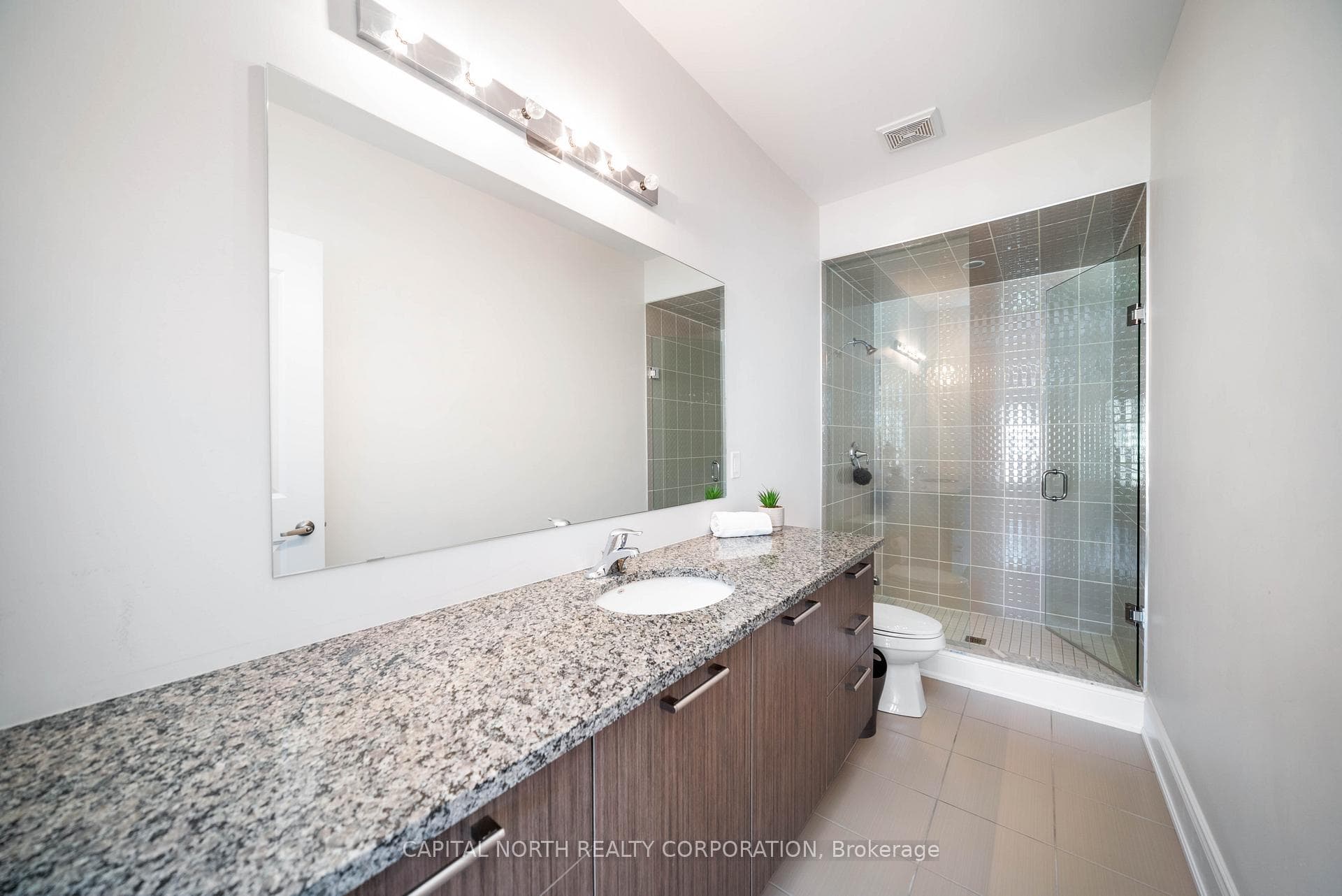 8 Kinghorn Road photo 32