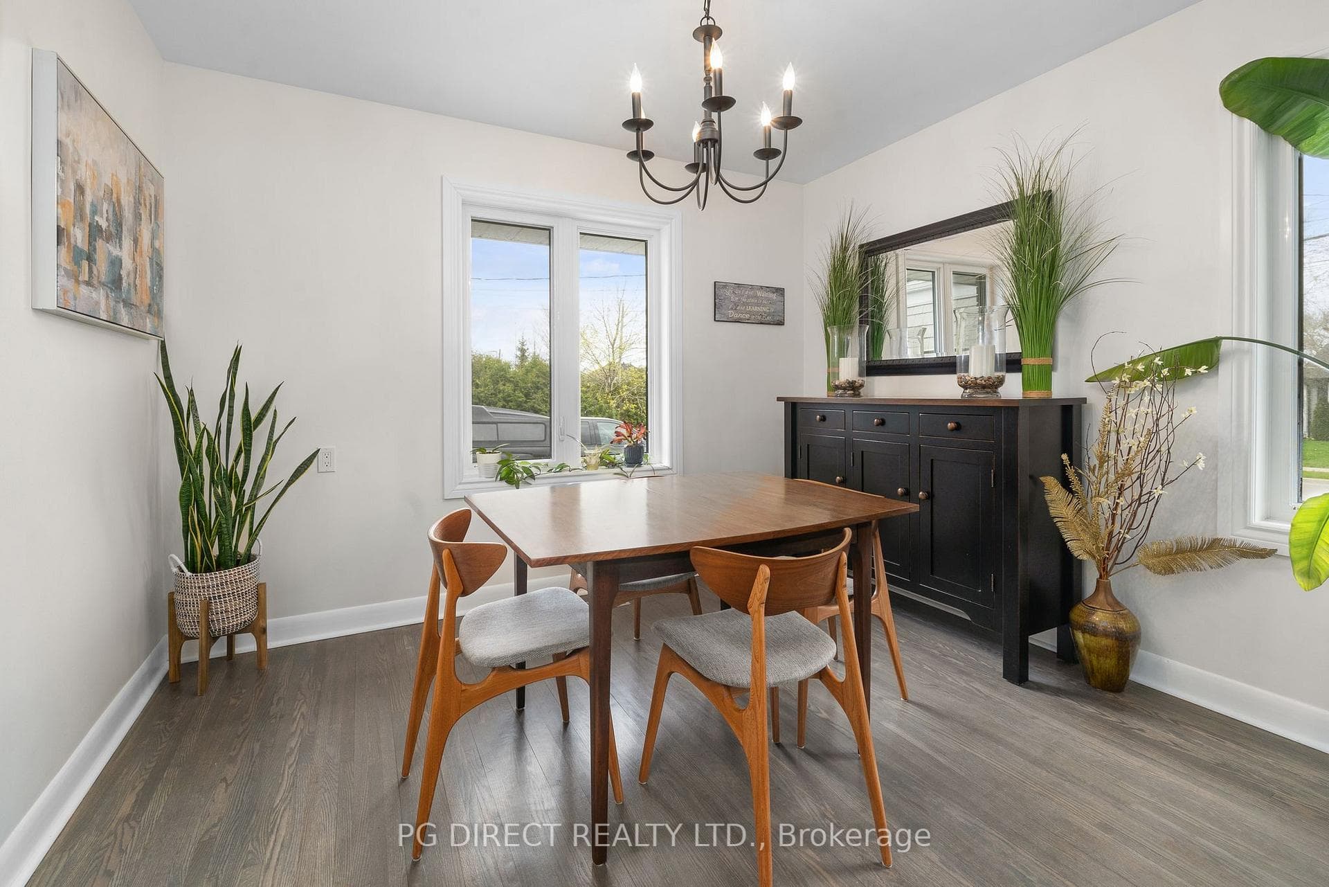 131 Elgin Street photo 9