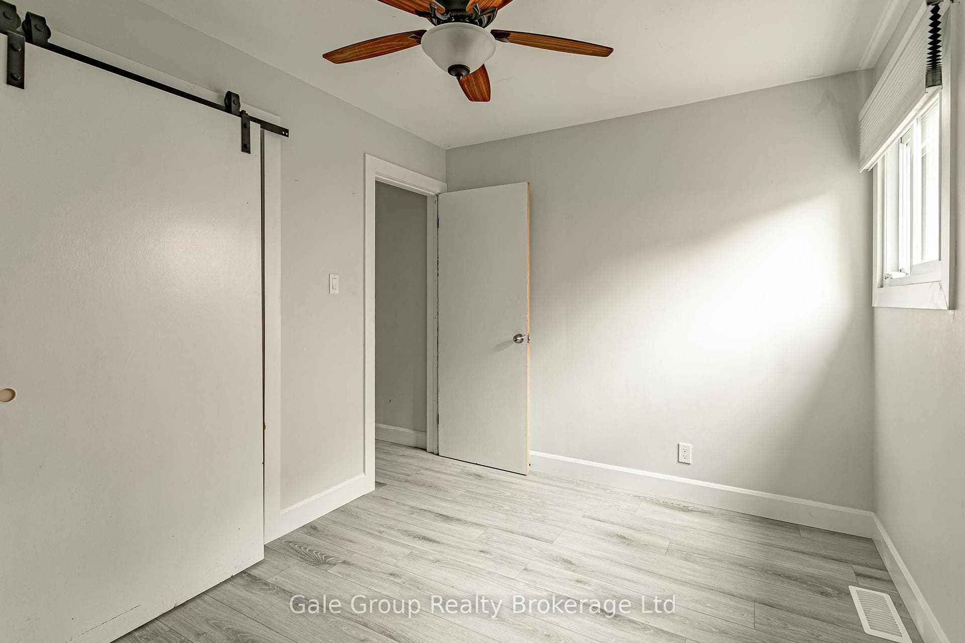 32A Glendale Drive photo 18