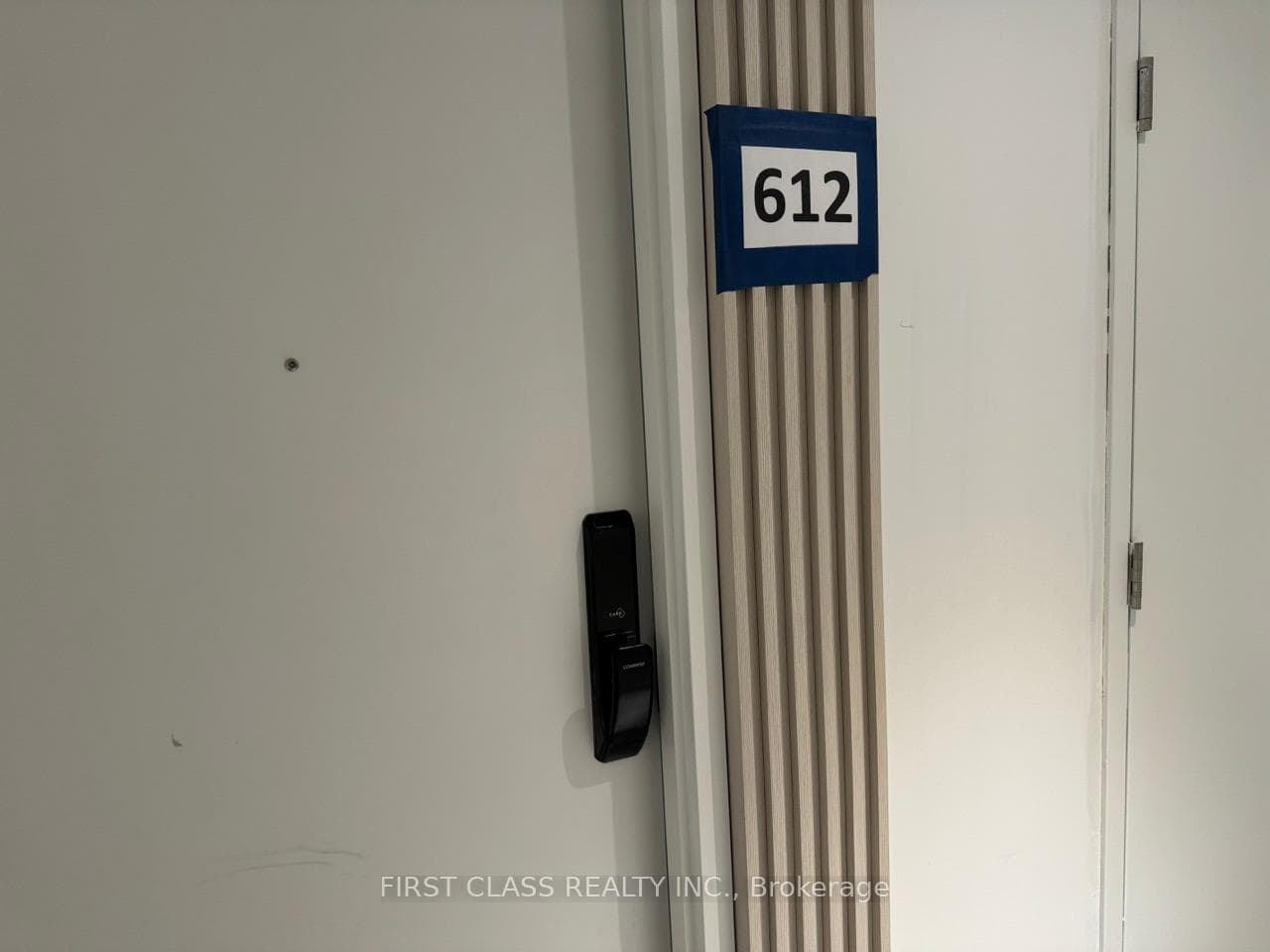 28 Ann Street Unit 612 photo 4