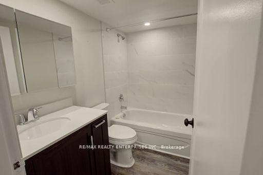 1515 Lakeshore Road Unit 208 photo 29