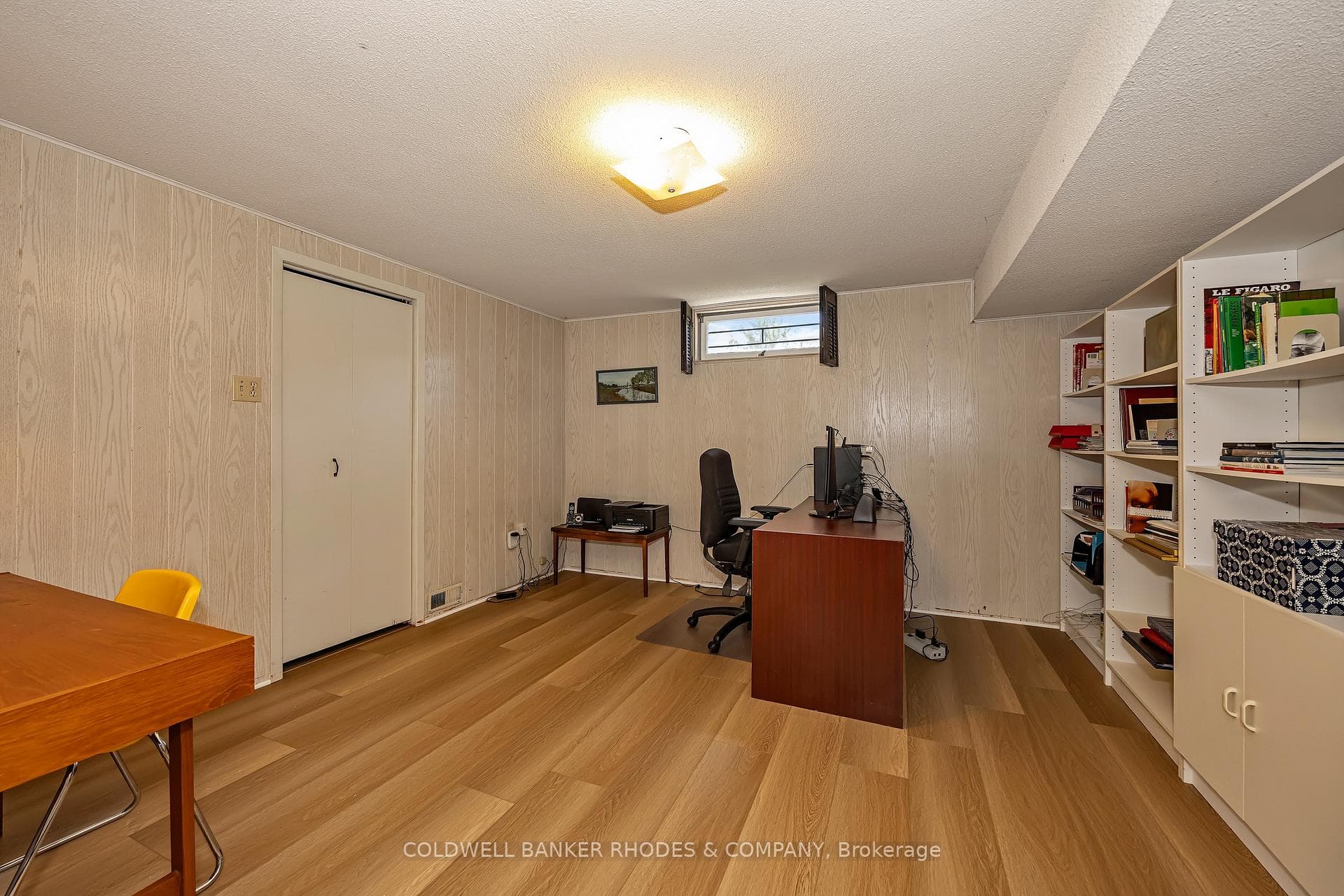 2047 Woodglen Crescent photo 27