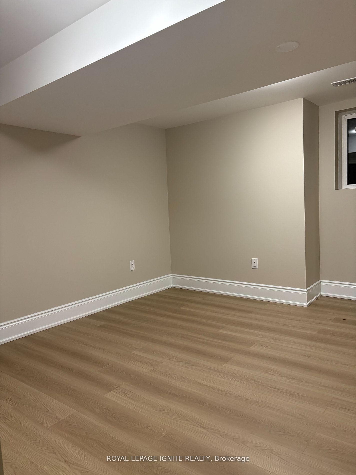 22 Redwillow Road photo 5