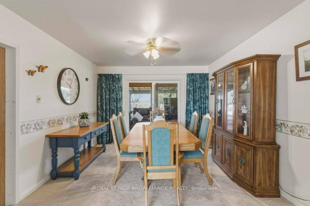 5320 Maple Street photo 12