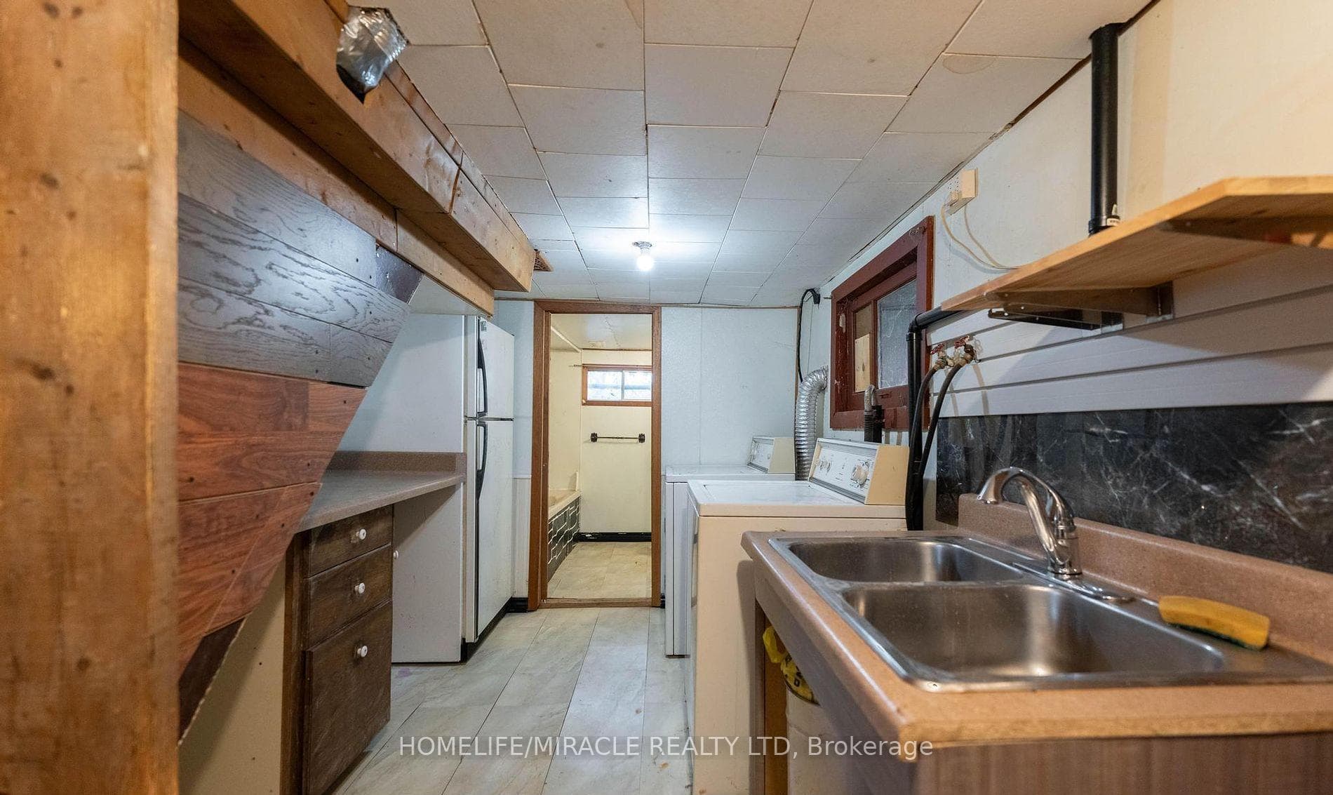 49 Facer Street photo 17