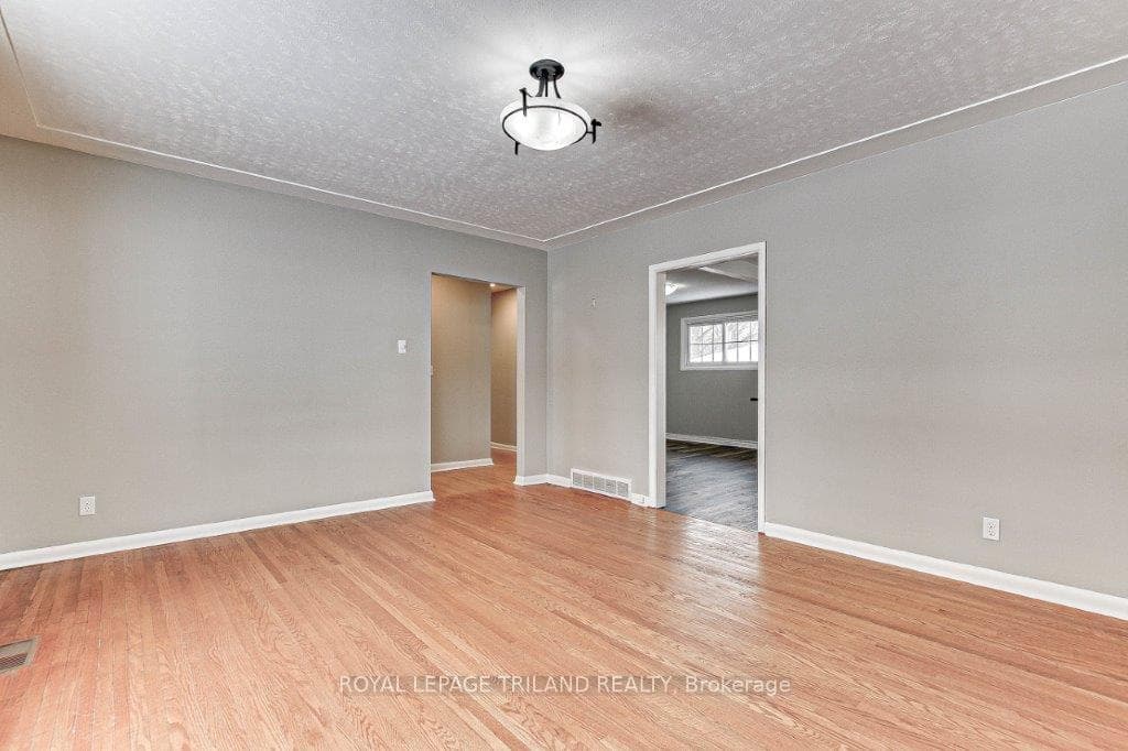148 Montebello Drive photo 4