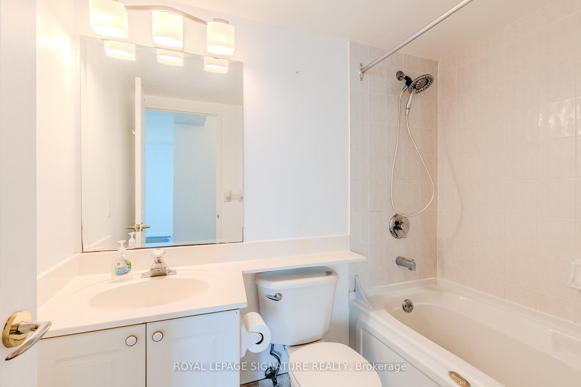 1 Lee Centre Drive Unit 1203 photo 14