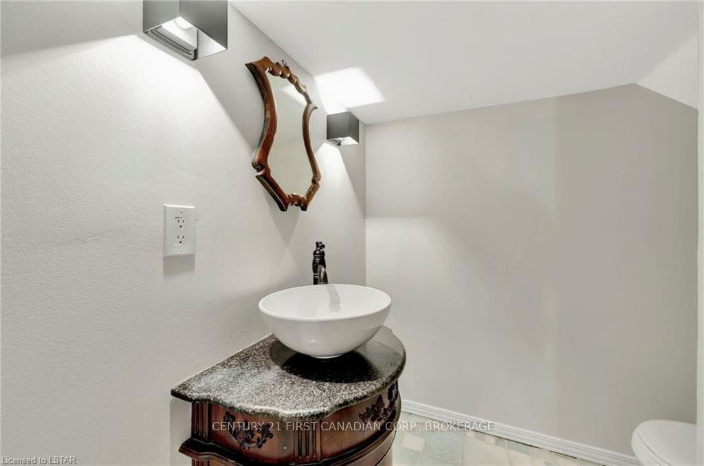 221 EAST 14TH Street photo 18
