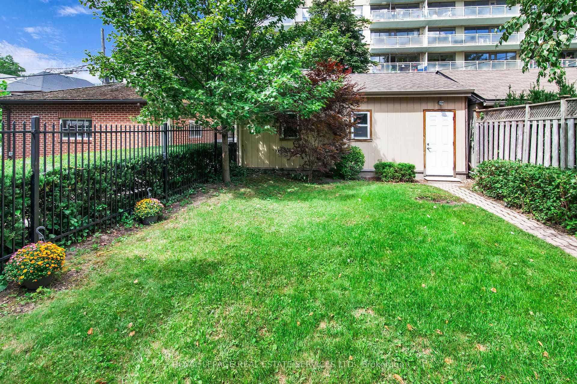 40 Gormley Avenue photo 39