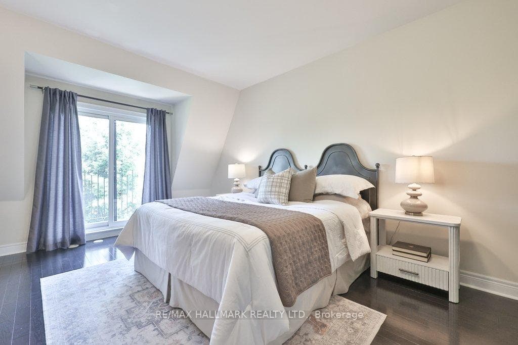 32 Lobo Mews photo 12
