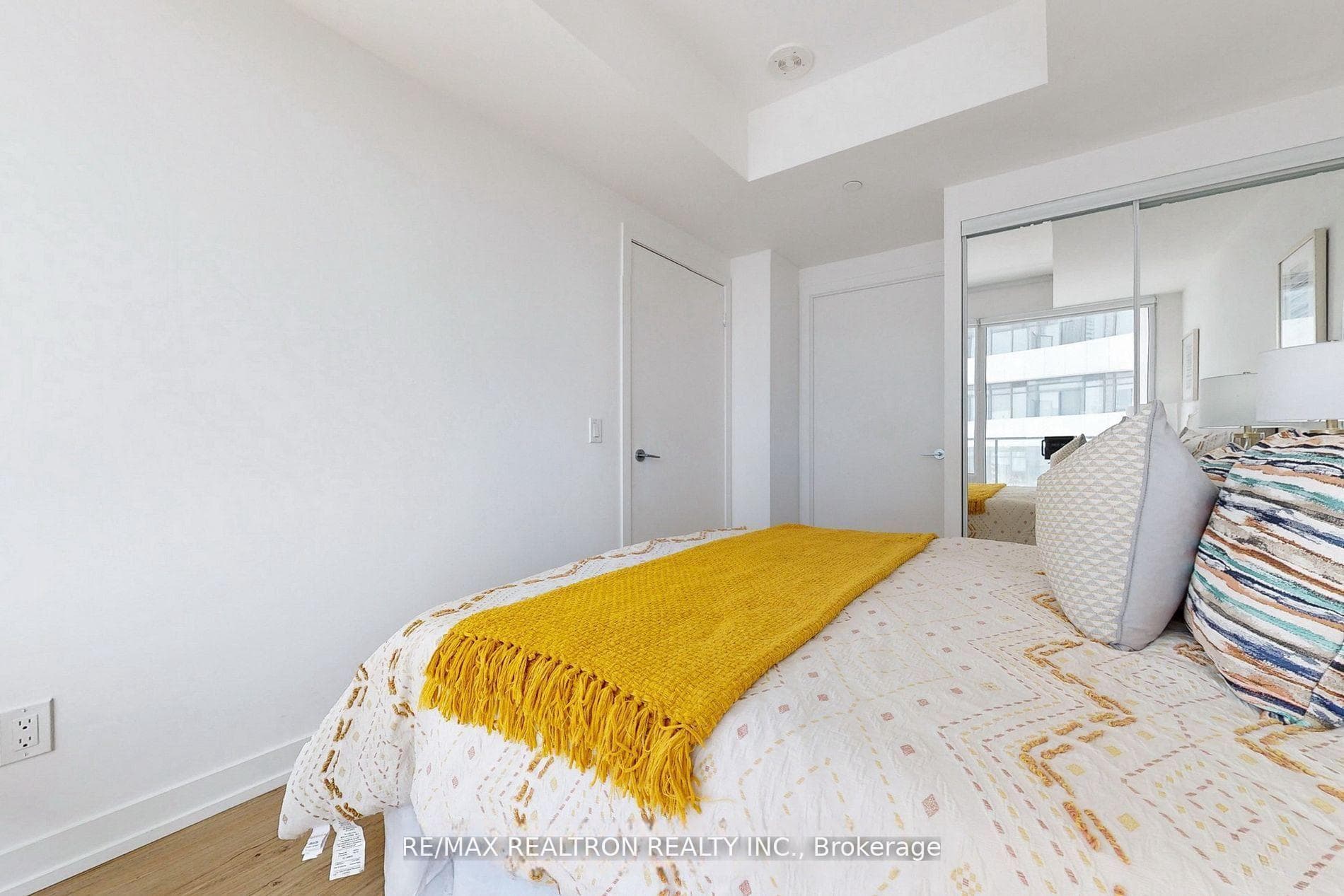 85 Wood Street Unit 2803 photo 23