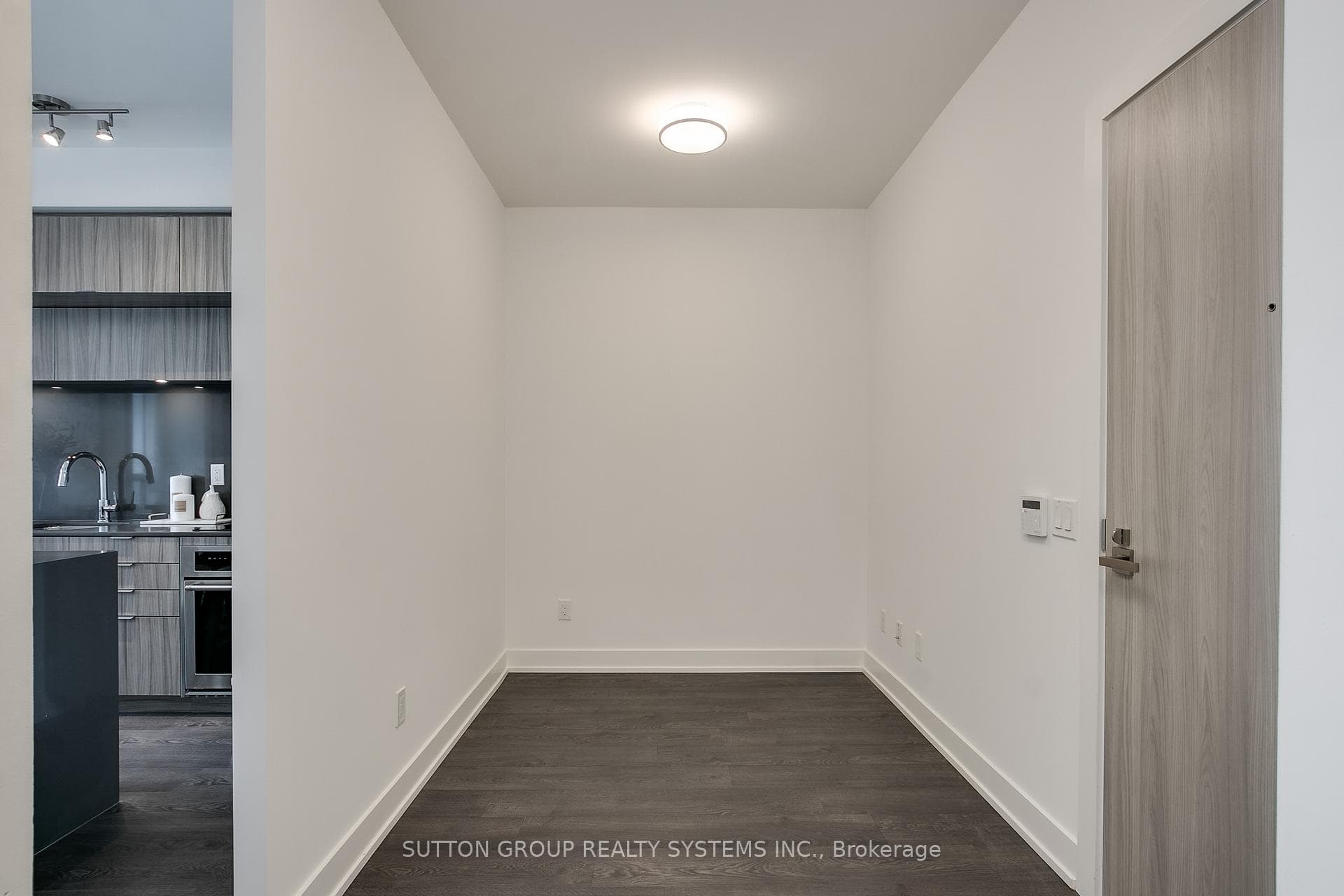 80 Vanauley Street Unit 910 photo 12