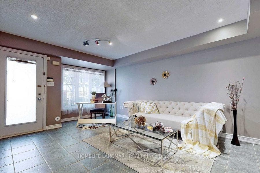 2767 Bur Oak Avenue photo 4